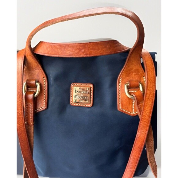 Dooney & Bourke Windham Nylon Tote Bag Navy Crossbody Zip Preppy - Picture 2 of 9